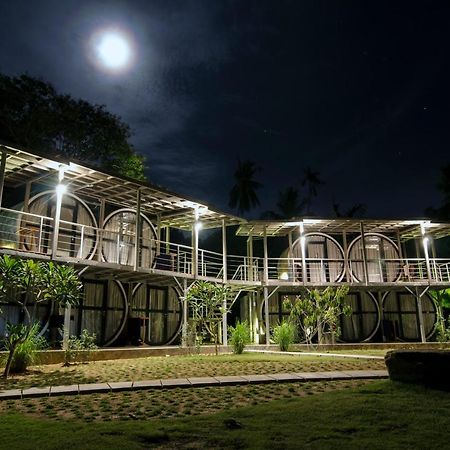 Go Deeper Tioman Hotel Exterior photo
