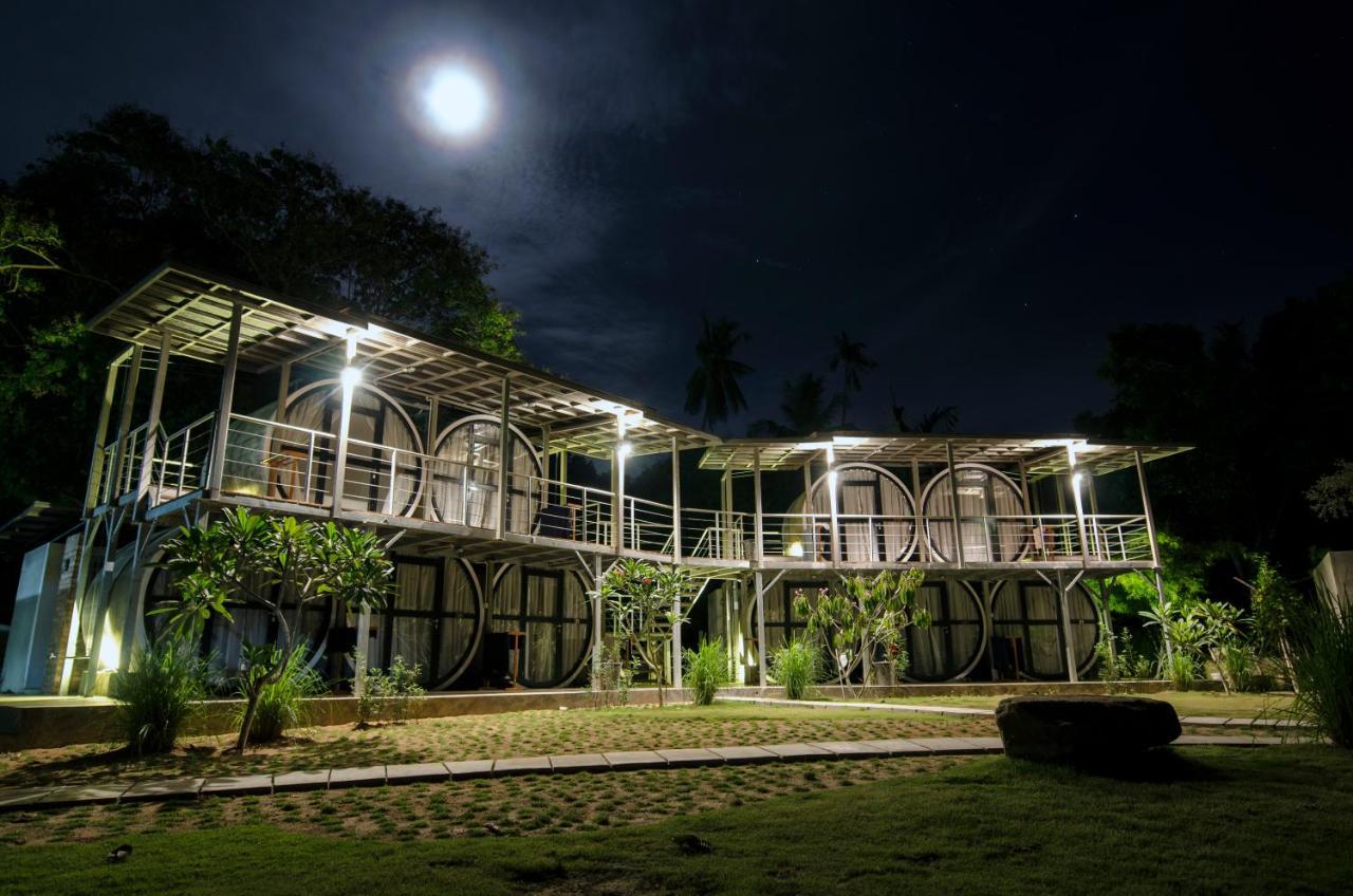 Go Deeper Tioman Hotel Exterior photo